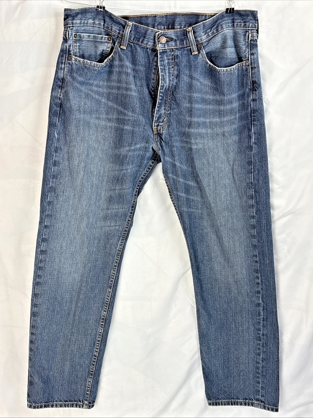 Levi Strauss 505 Size 38x32 Jeans Straight Fit 100% Cotton